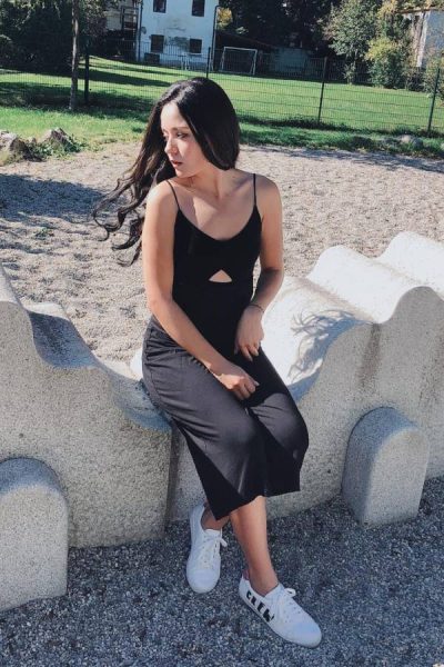 daniela_sidelook_600x900